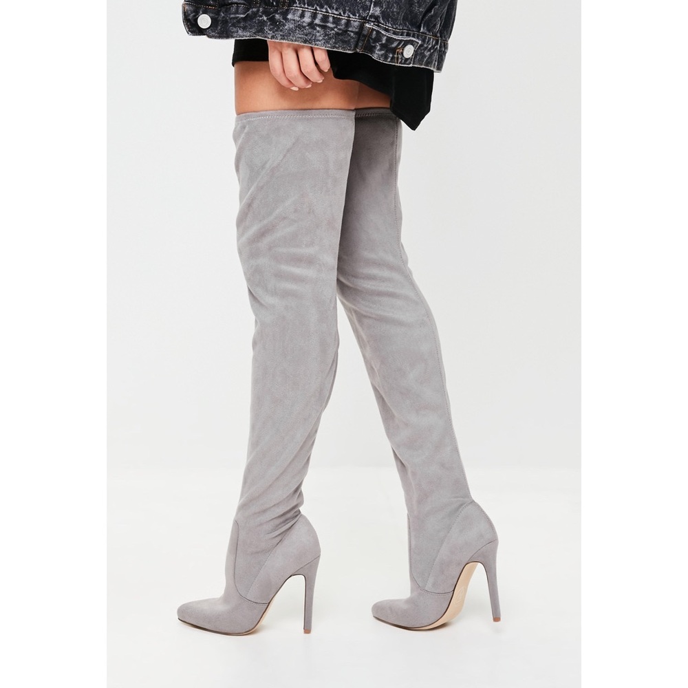 THIGH HIGH GREY SUEDE BOOT